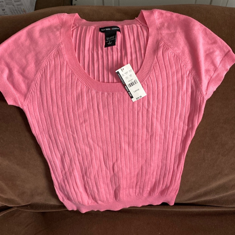 Pink Short sleeve top. Size L.
